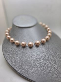 Blush Pink Pearl Necklace