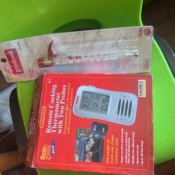 2 Cooking Thermometers 