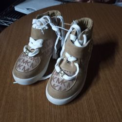 MICHAEL KORS SHOES