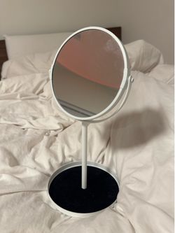 Two-sided Vanity Mirror (Regular and Magnifying Side)