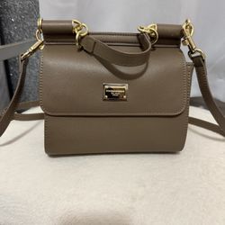 Taupe Structured Crossbody Bag – Gold Hardware