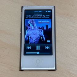 iPod Nano 7thGen Silver 16GB Model:A1446 Tested Good Battery 15-18hr w/2988-Songs