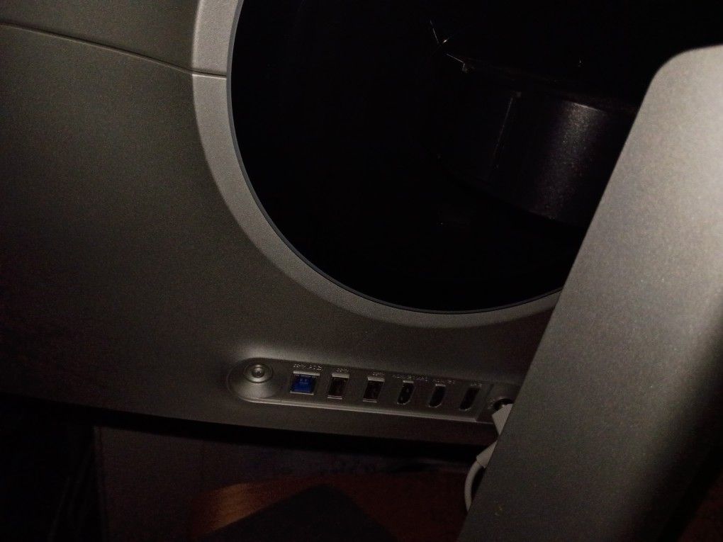 Samsung - Odyssey OLED G8 (G80SD) 32" Gaming Monitor with HDR10, HDMI, and DisplayPort