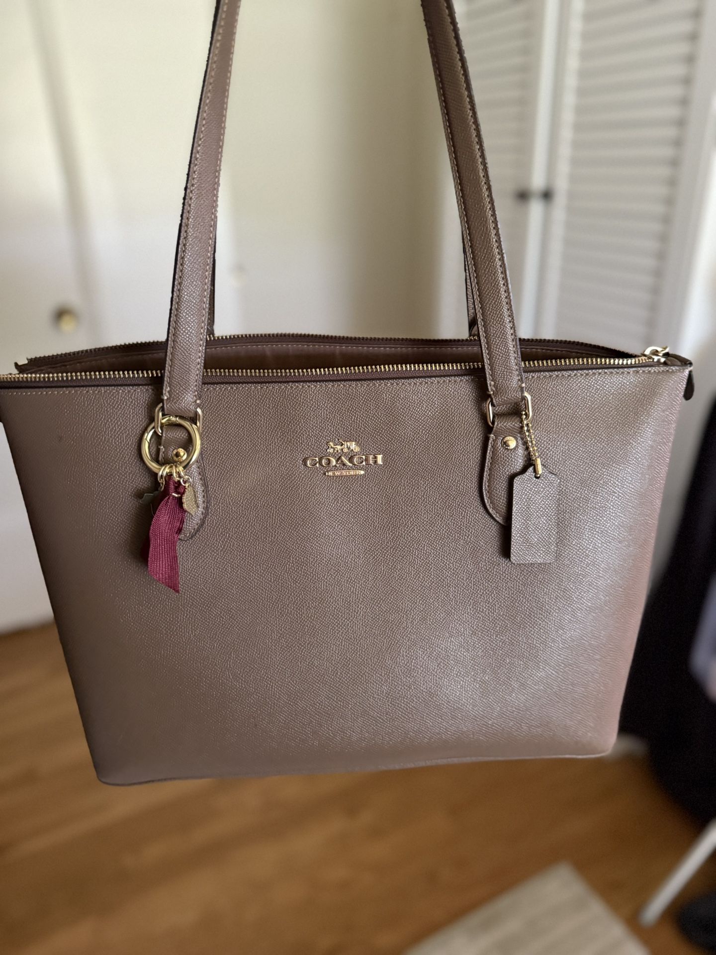 Brown Coach Bag 