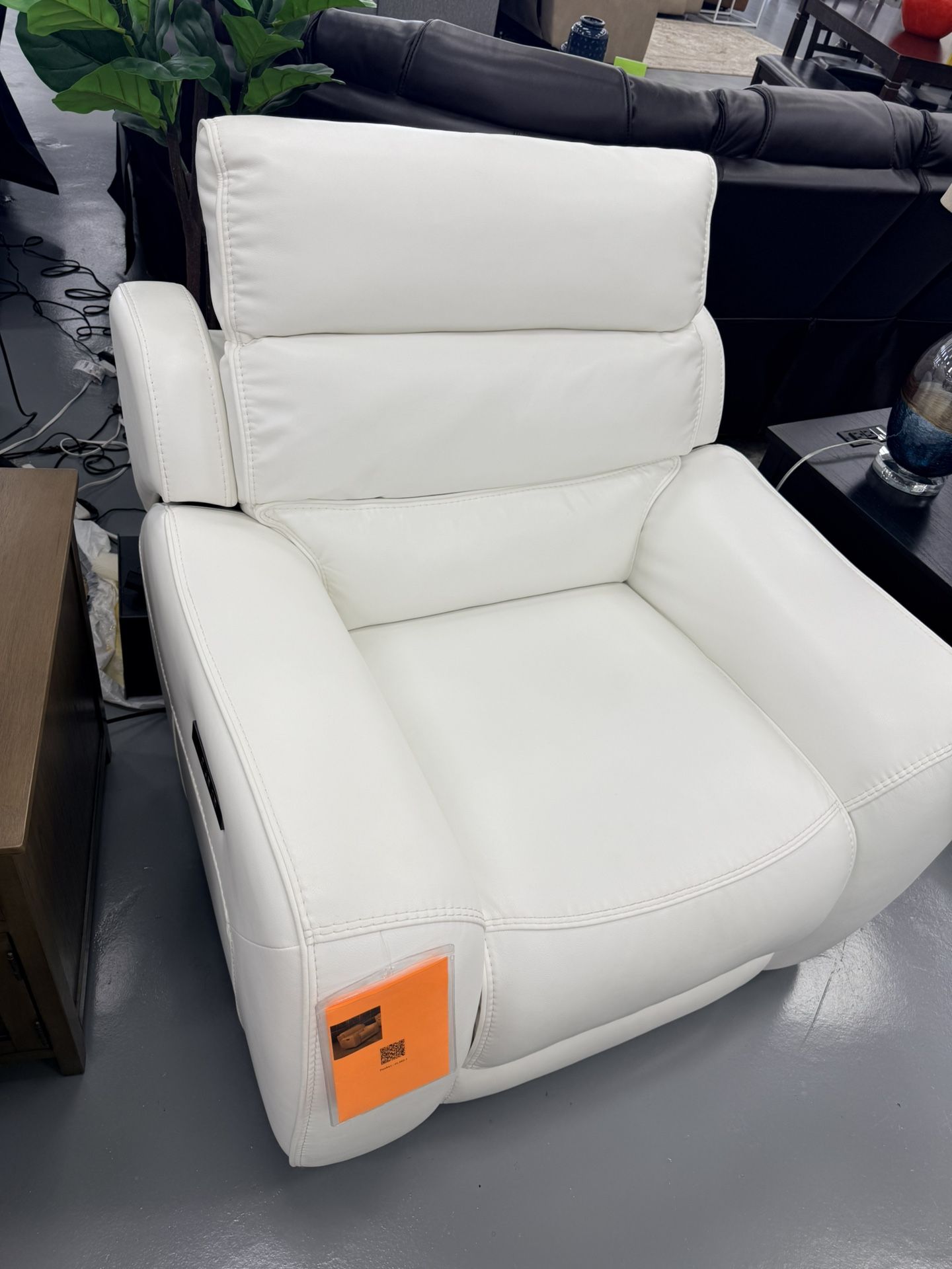 New Power Recliner For $41 Downpayment Financial