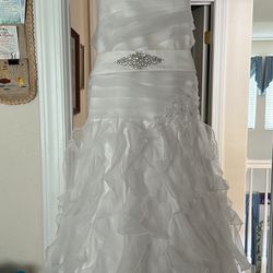 David's Bridal Wedding Dress Size 14