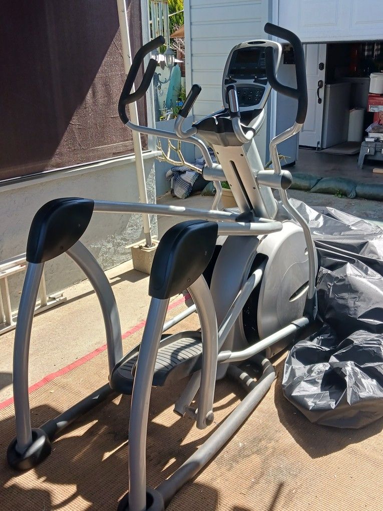 Vision S7200 Hrt Elliptical