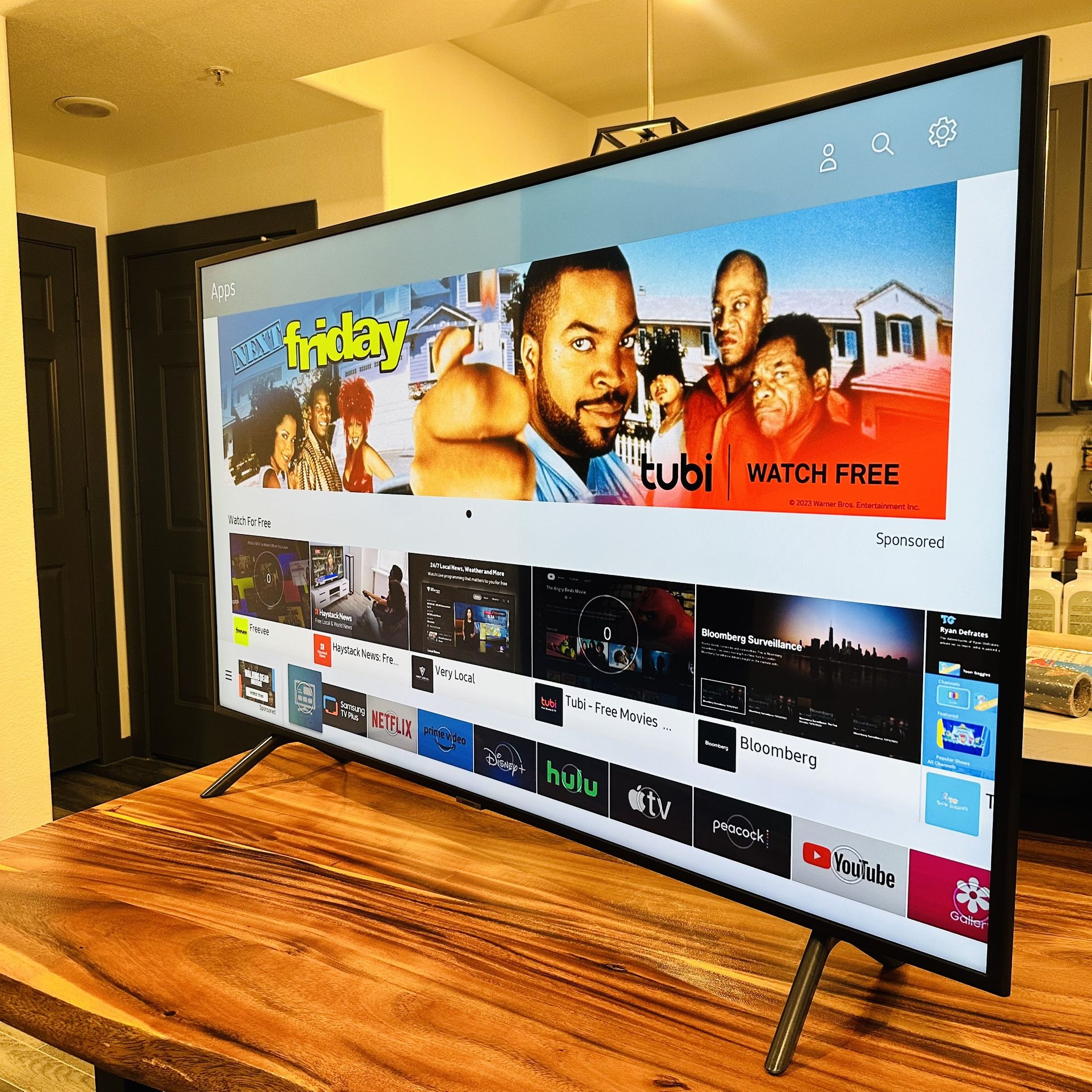Samsung 55β Smart TV UHD HDR UHD 7 Series / Excellent Picture