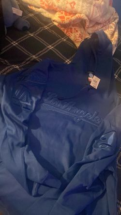 Dodger sweater