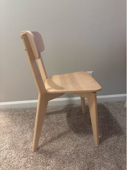 Set of 2 wooden dining chairs