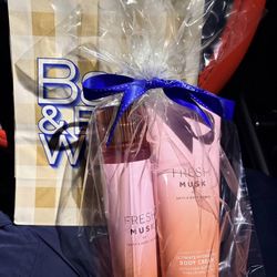 New Fresh Musk Bath and Body Works Set