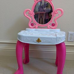 Toy 