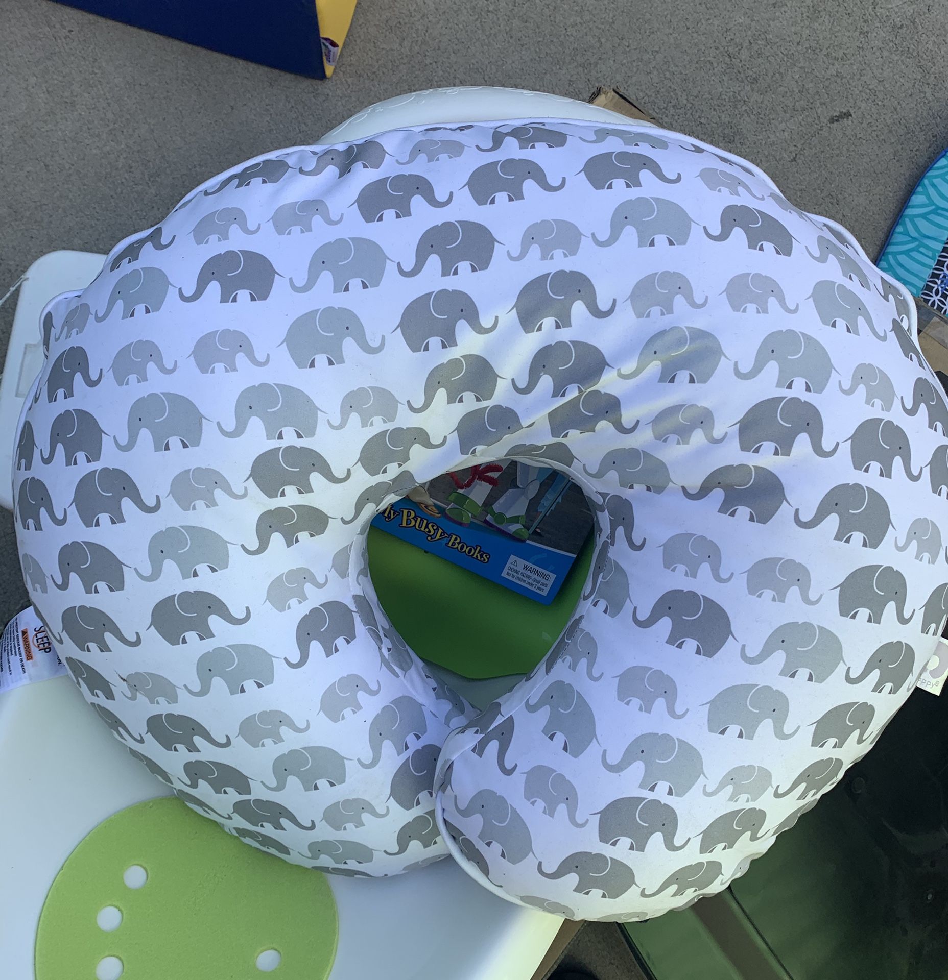 Baby pillow. Little elephants! Almost new !