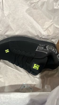 DC Shoes Black Low-Top Skate Sneakers