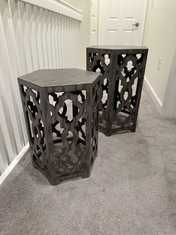 Decorative tables (Set of 2)