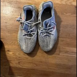 Yeezy boost 350 Blue tint Size 11