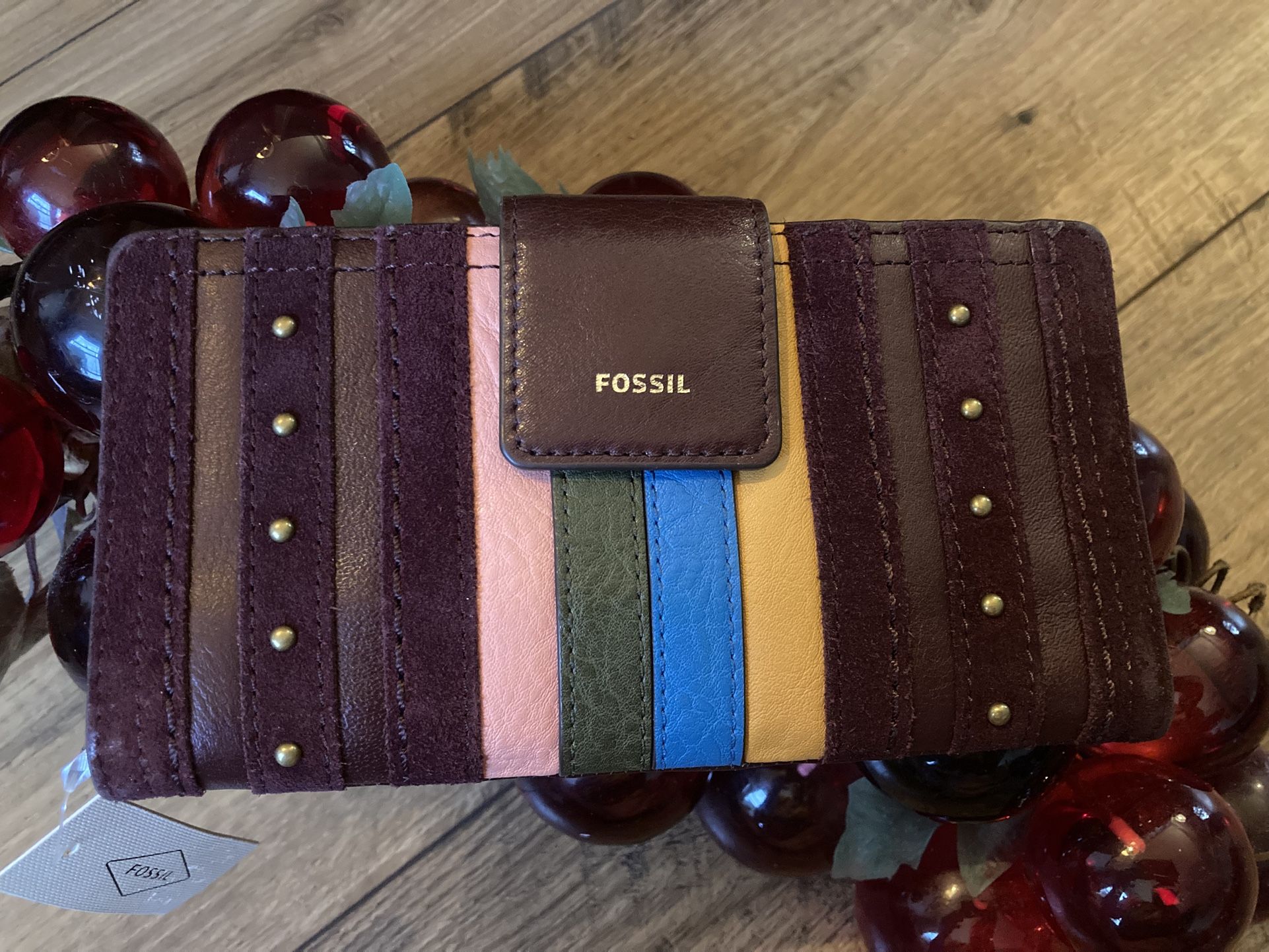 NWT Fossil RFID Logan Wallet, Claret Leather