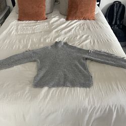 Women’s XS Versona Sweater