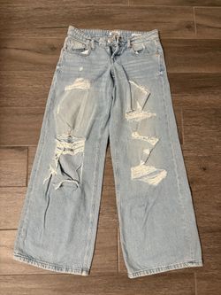Low Rise Baggy Jeans