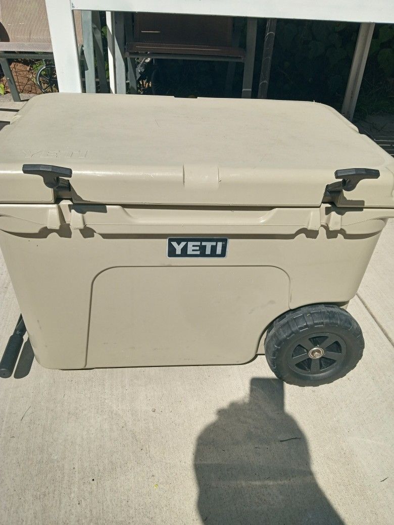 Yeti Cooler for Sale in San Diego, CA OfferUp