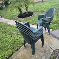 Outdoor Chairs Green 