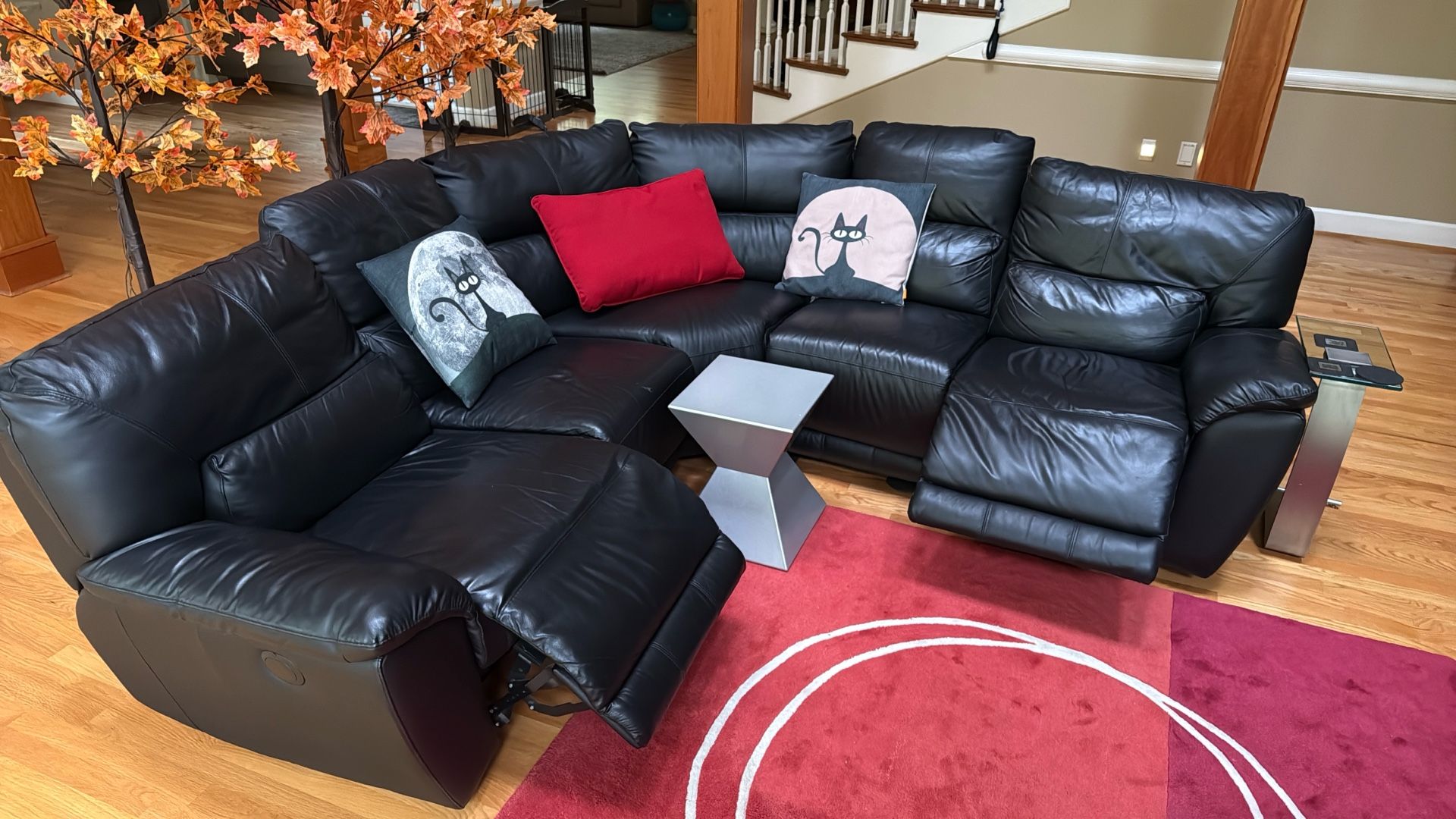 5-piece Dania leather sectional with recliners 