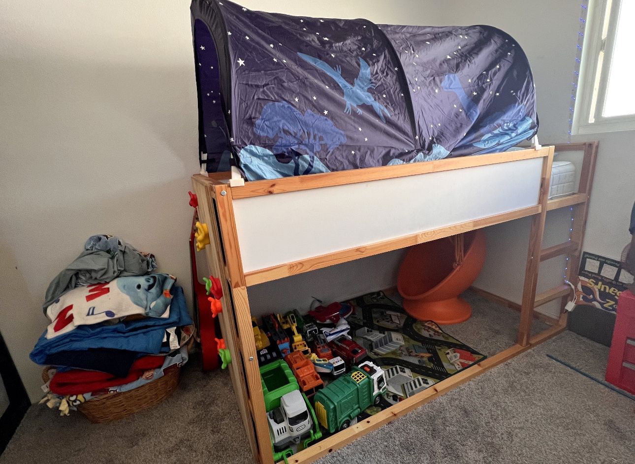 Twin Loft Bed / Bunk Bed 