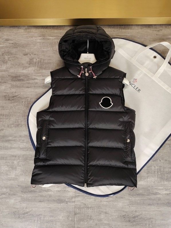 Moncler Vest Black
