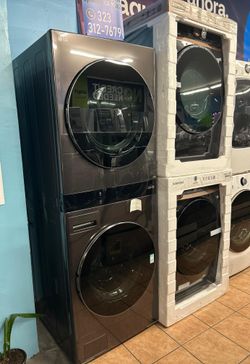LG WashTower Stacked Laundry Center 4.5 Cu.Ft. Front Load Washer & 7.4 Cu.Ft. Gas Dryer