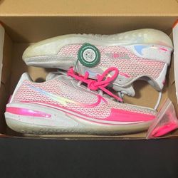 Nike gt cut zoom basketball shoes  size 7