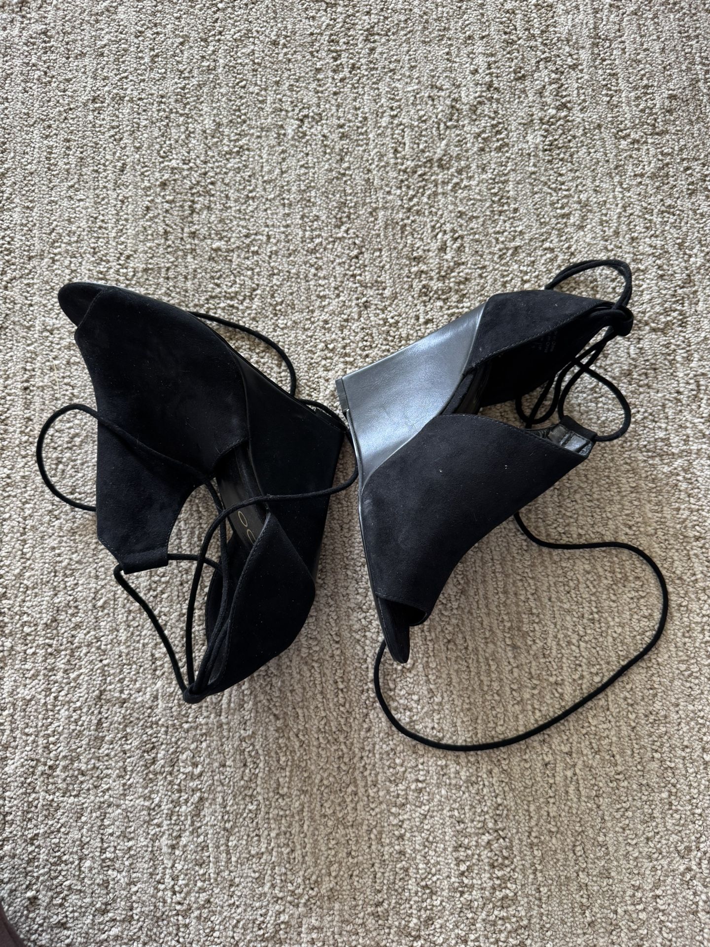 New Aldo Sandals Size 7.5