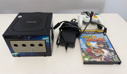 Nintendo GameCube with controller game