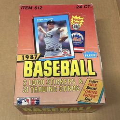 1987 Fleer Baseball “Cello” Box. UNOPENED Box. Great Possibility for PSA 10’s for Barry Bonds, Bo Jackson, Will Clark, and many other HOF’s. 