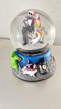 Nightmare Before Christmas Large Snowglobe 