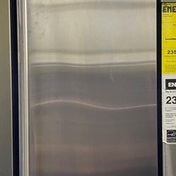 U-Line 1000 Series Undercounter Crescent
Ice Maker