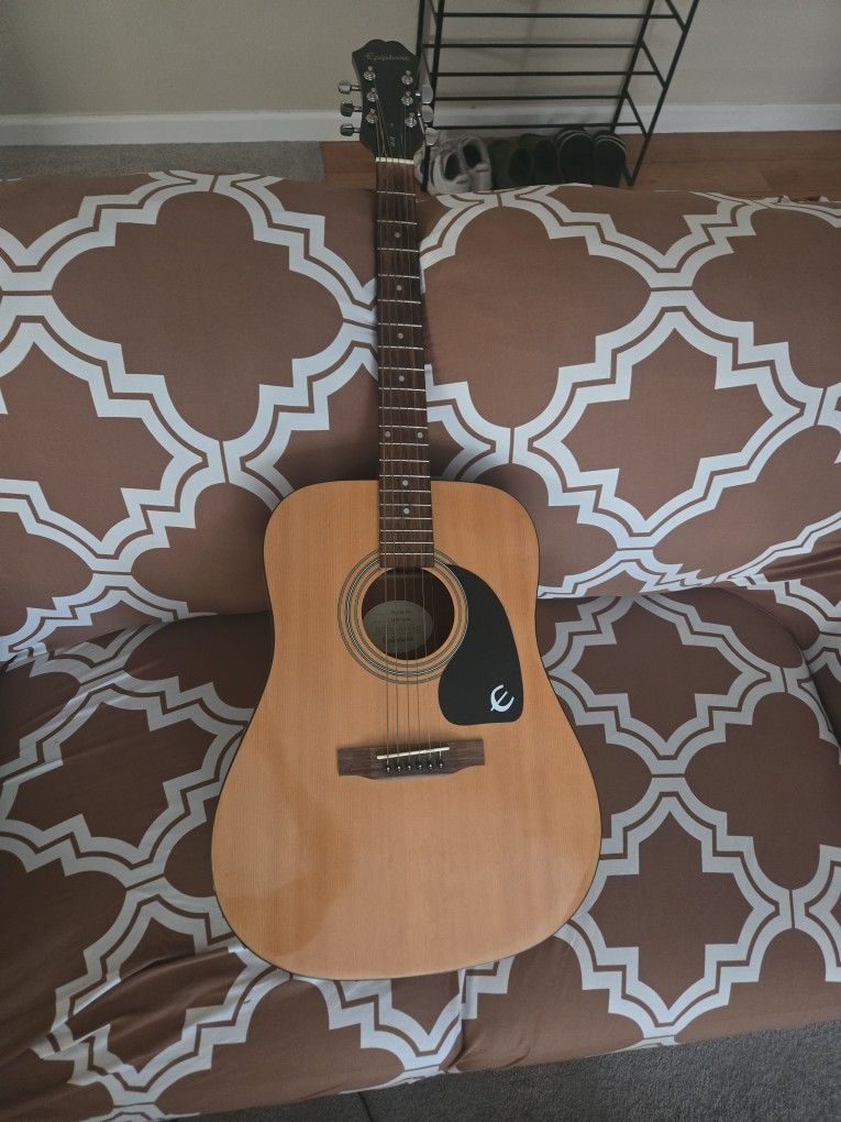 Epiphone DR 100 Na