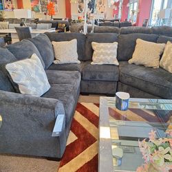 41303.... Sectional Reclinig 