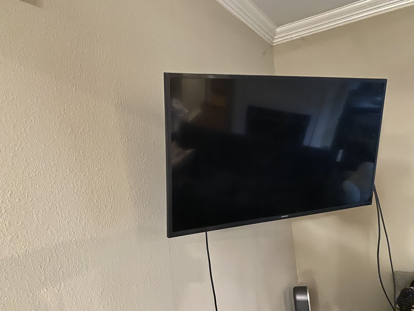 40 Inch Samsung TV