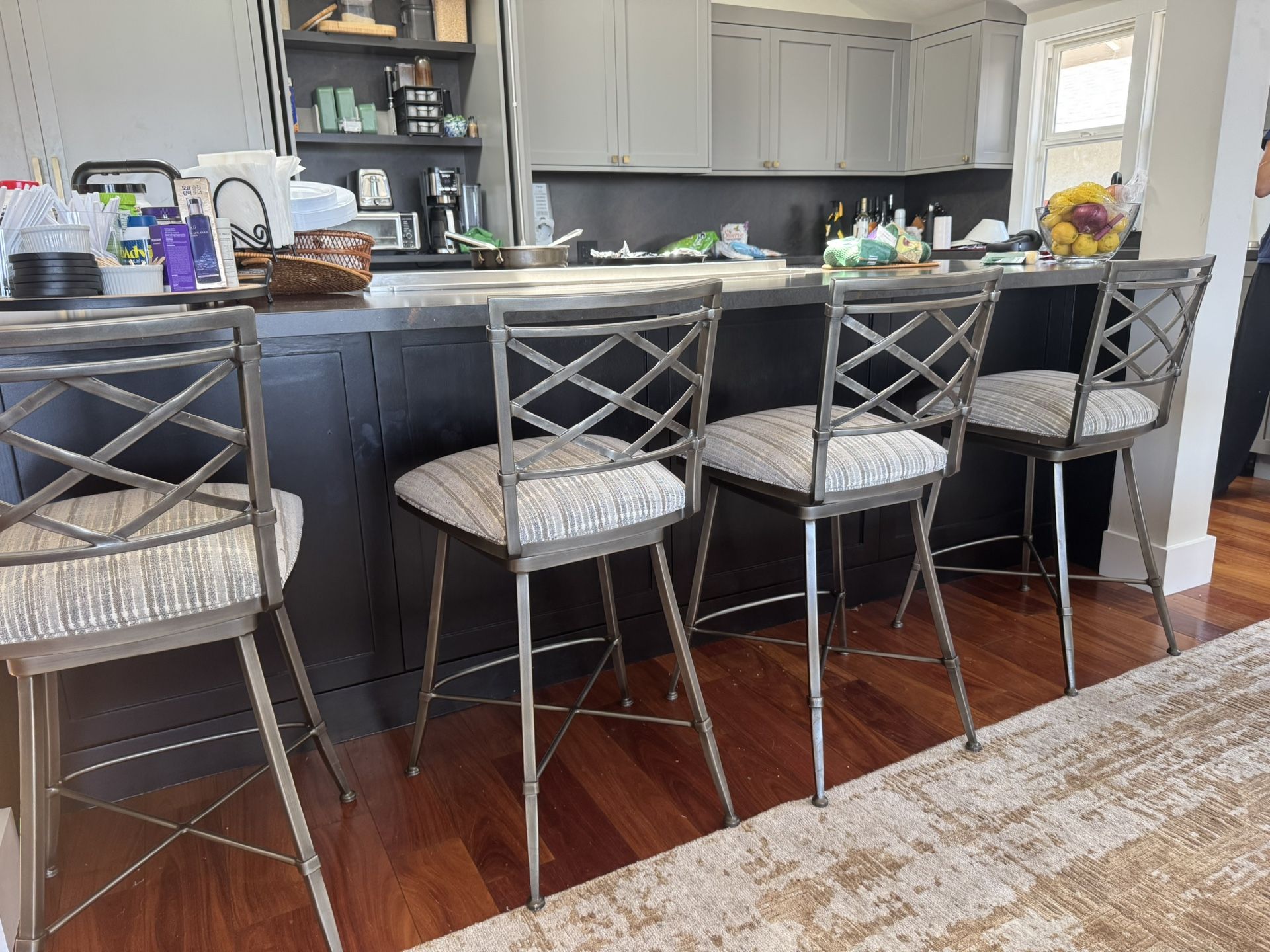 Ethan Allen Swivel Bar Stools (metal) (originally New 2500 For The Set) 80% Discount 
