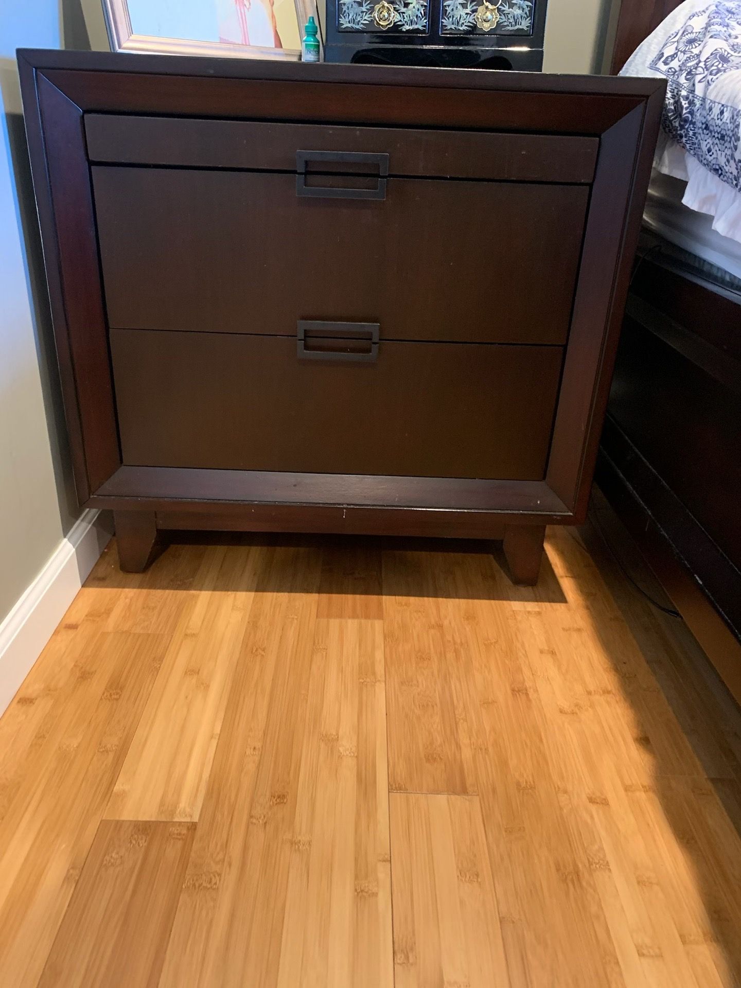 Queen bed set, dresser matching night stand and bed frame