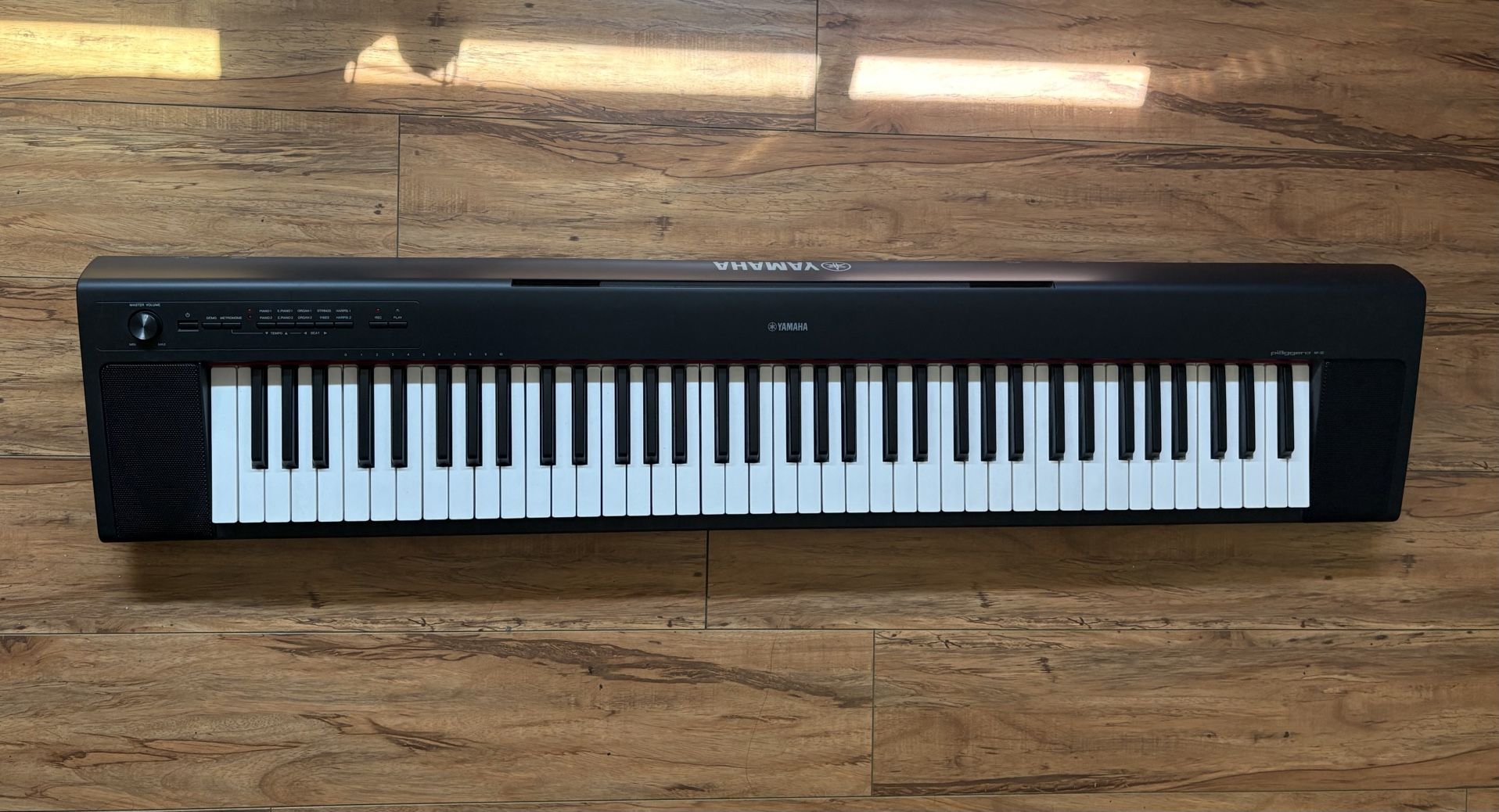 Yamaha Piagerro NP-32 Keyboard