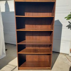 Bookshelf With Adjustable Shelving