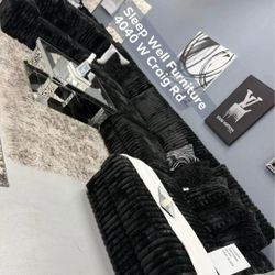 ✨️XL Sectional Sofas✨️ Furniture Queen Bedrooms, Dining Avail