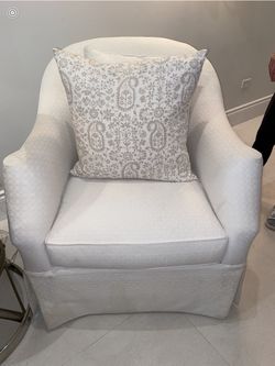 ETON SWIVEL CHAIR