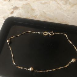 14k gold Bracelet 1.34 Grams $110.00firm
