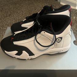 Jordan 14 Black Toes Size 8 $160