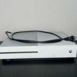 Xbox One S With Controller Perfectly Fine Literally Dirty From Stickers I Took Off