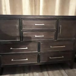 Credenza