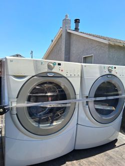 Washer and dryer electic