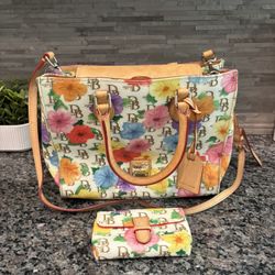 Dooney & Bourke Handbag